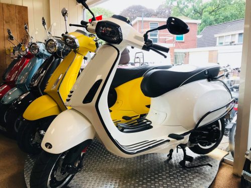 Scooter Bestellen Kijk hier voor info - De Voertuigen help blog 7646