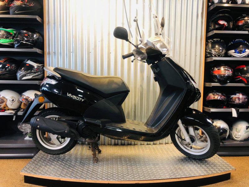 Tweedehands Scooter of Bromfiets kopen? Altijd een scherpe prijs!