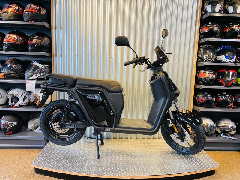 Tweedehands Scooter of Bromfiets kopen? Altijd een scherpe prijs!