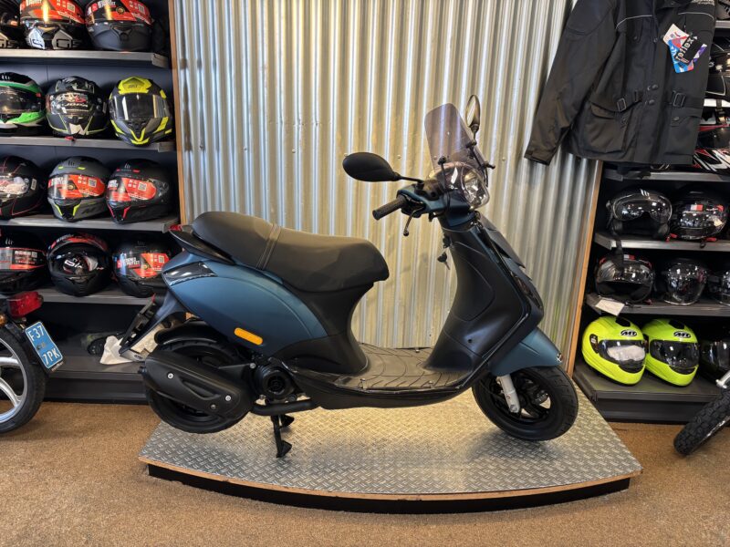 Piaggio Zip SP