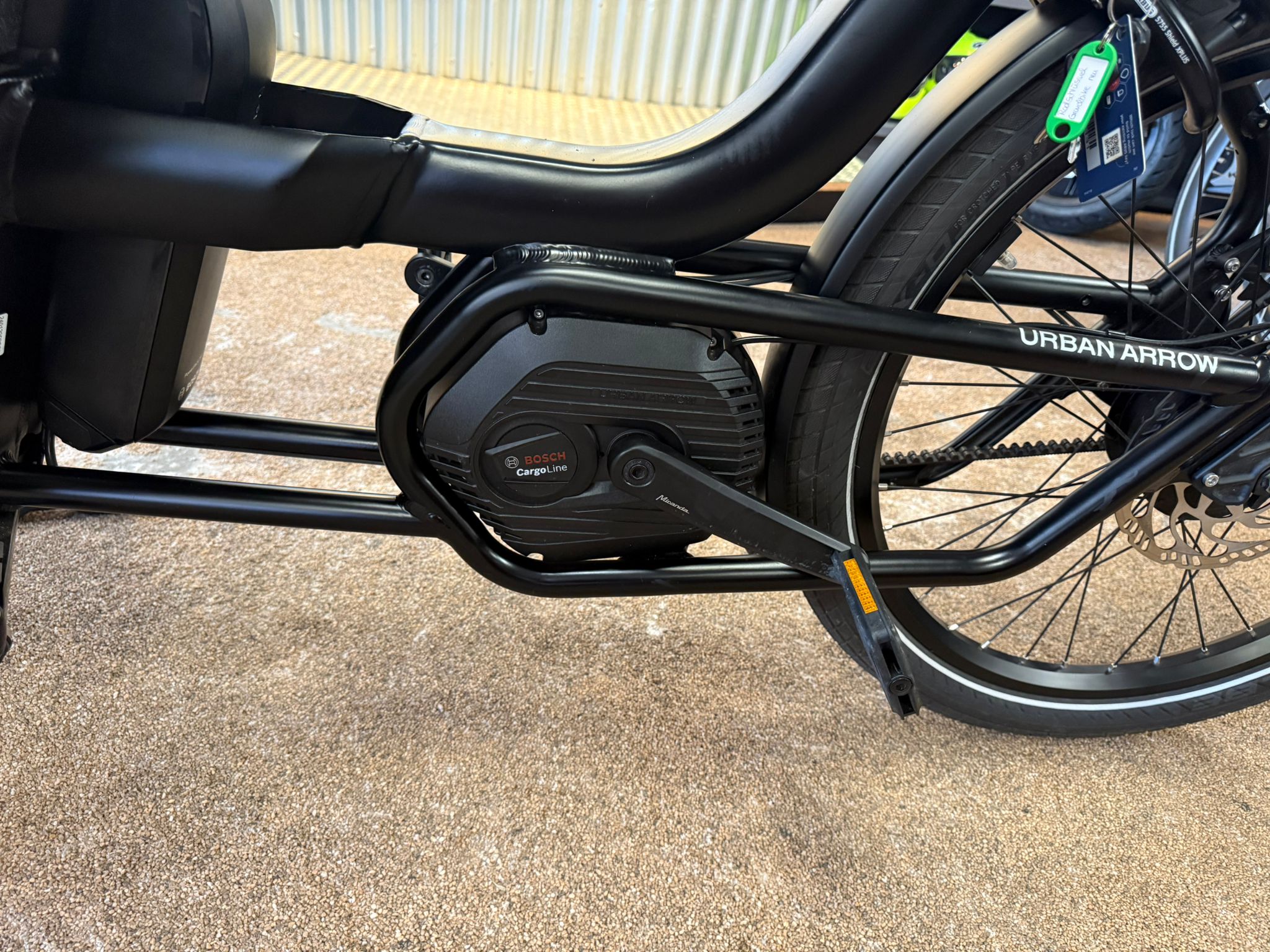 Urban Arrow bakfiets DEMO MODEL inclusief huif & hoes - Afbeelding 2