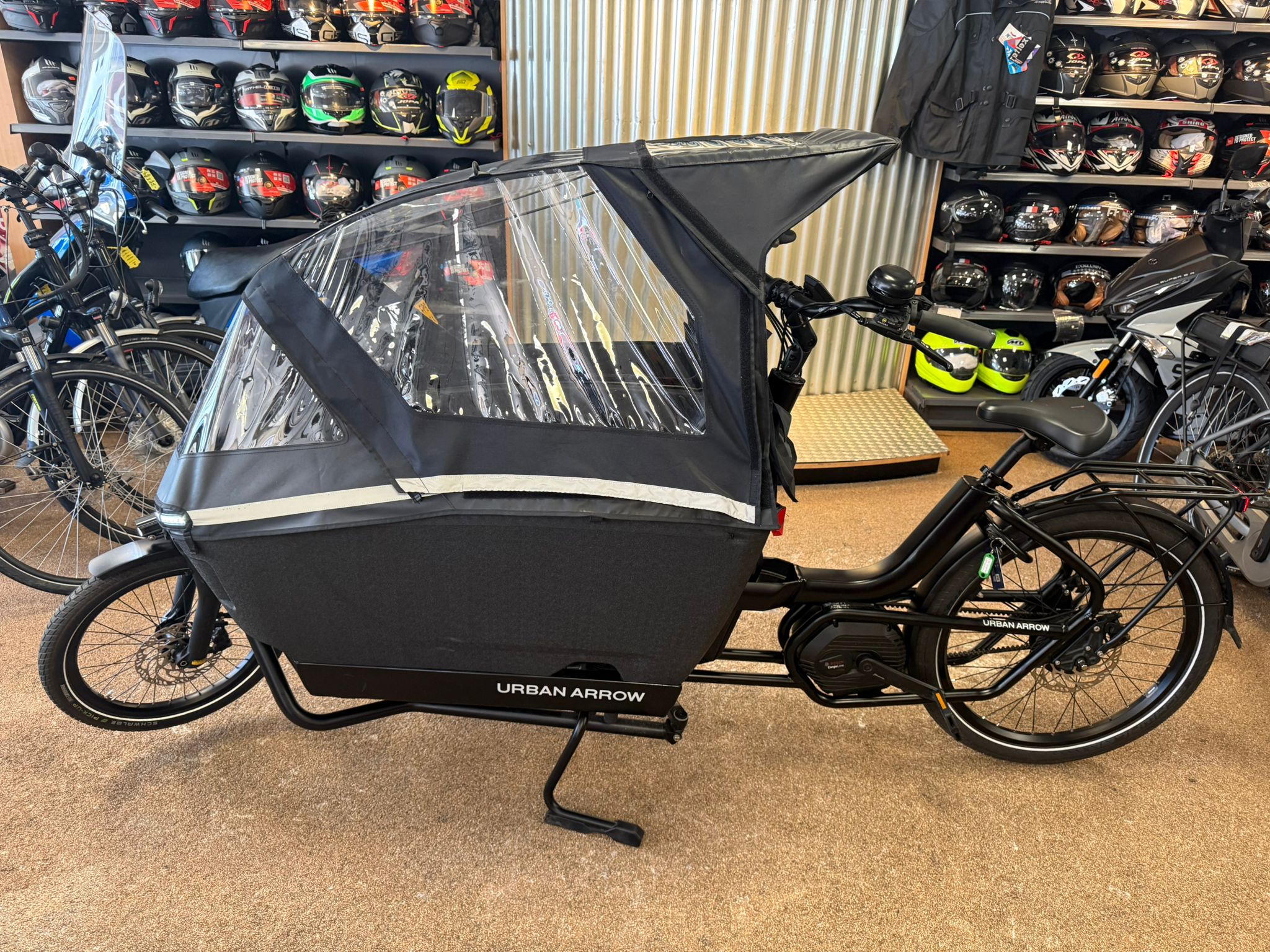 Urban Arrow bakfiets DEMO MODEL inclusief huif & hoes - Afbeelding 6
