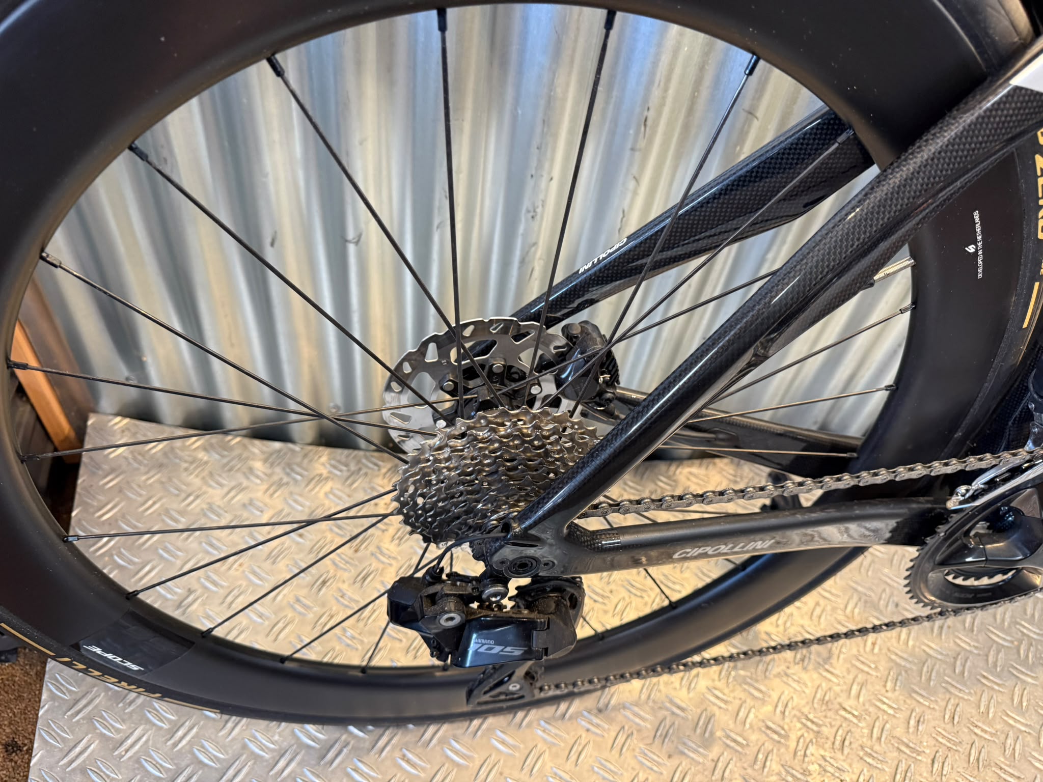 Cipollini The One Full Carbon Racefiets in nieuwstaat!! - Afbeelding 5