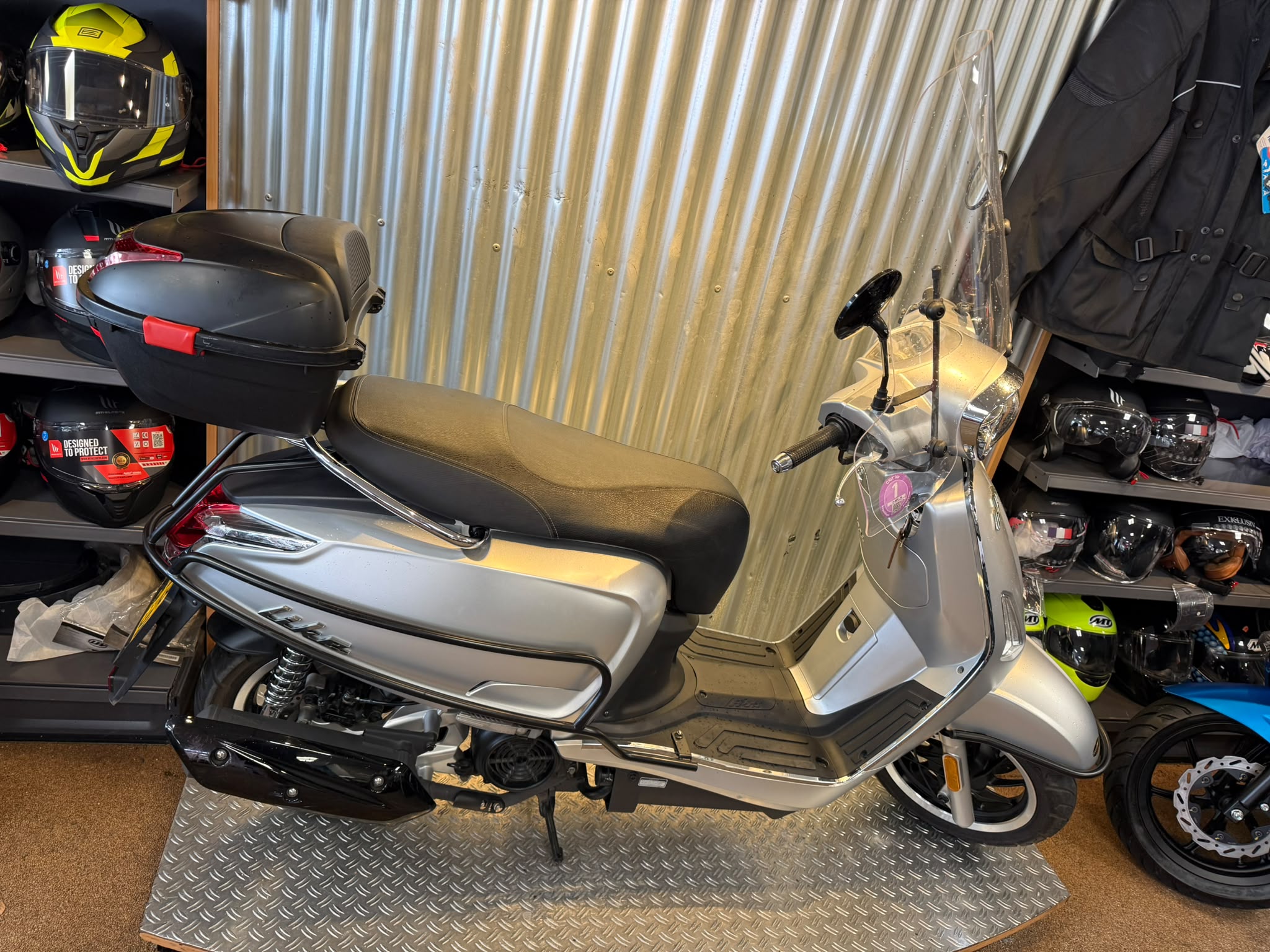 Kymco Like 150 CC Motorscooter - Afbeelding 3