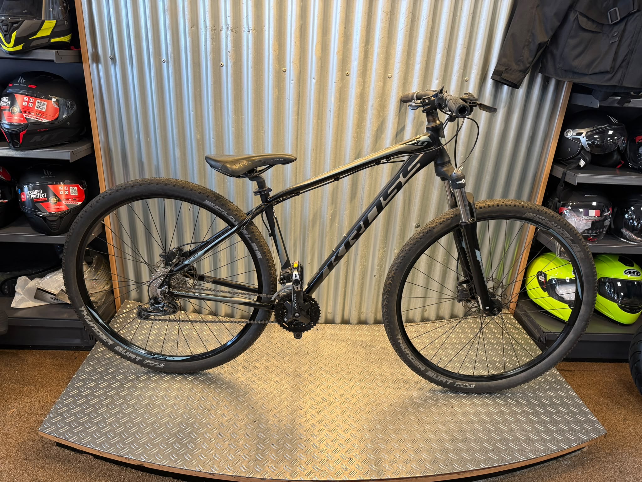 Hexagon Kross (Maat S) met 19'' wielen Mountainbike in nieuwstaat!