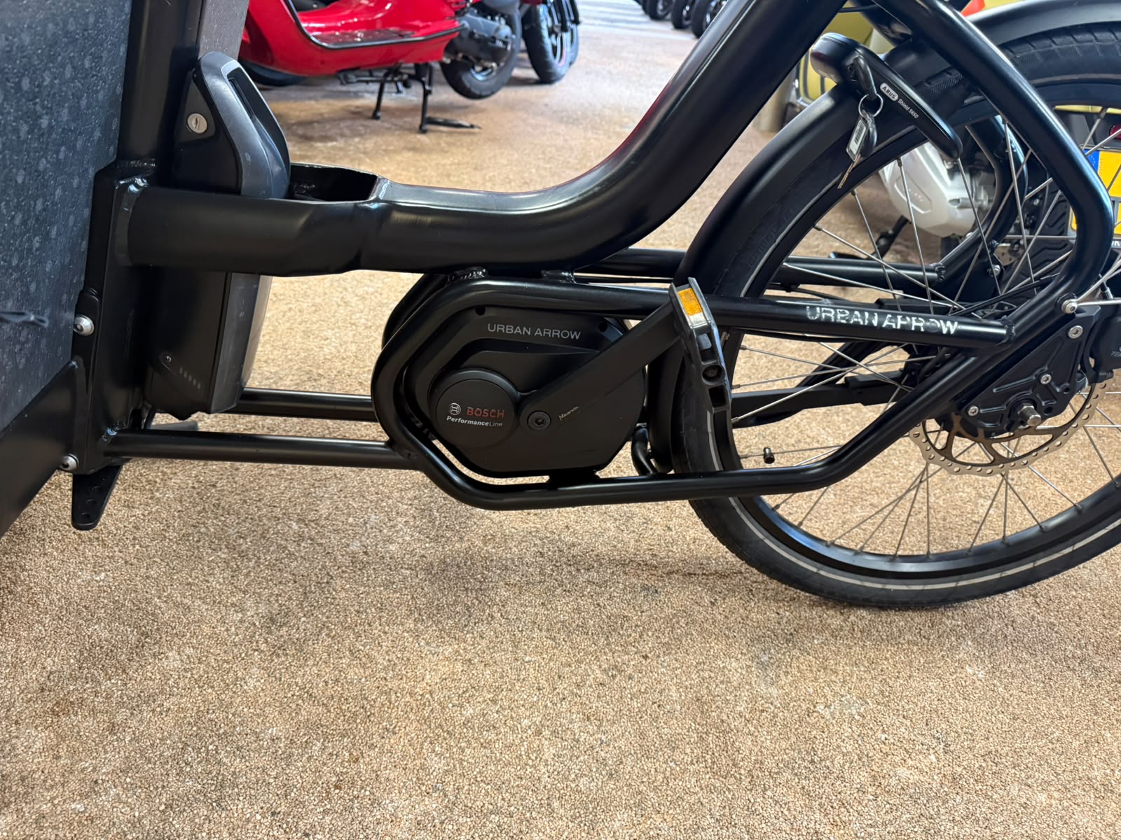 Urban Arrow bakfiets Nieuwstaat - Afbeelding 2