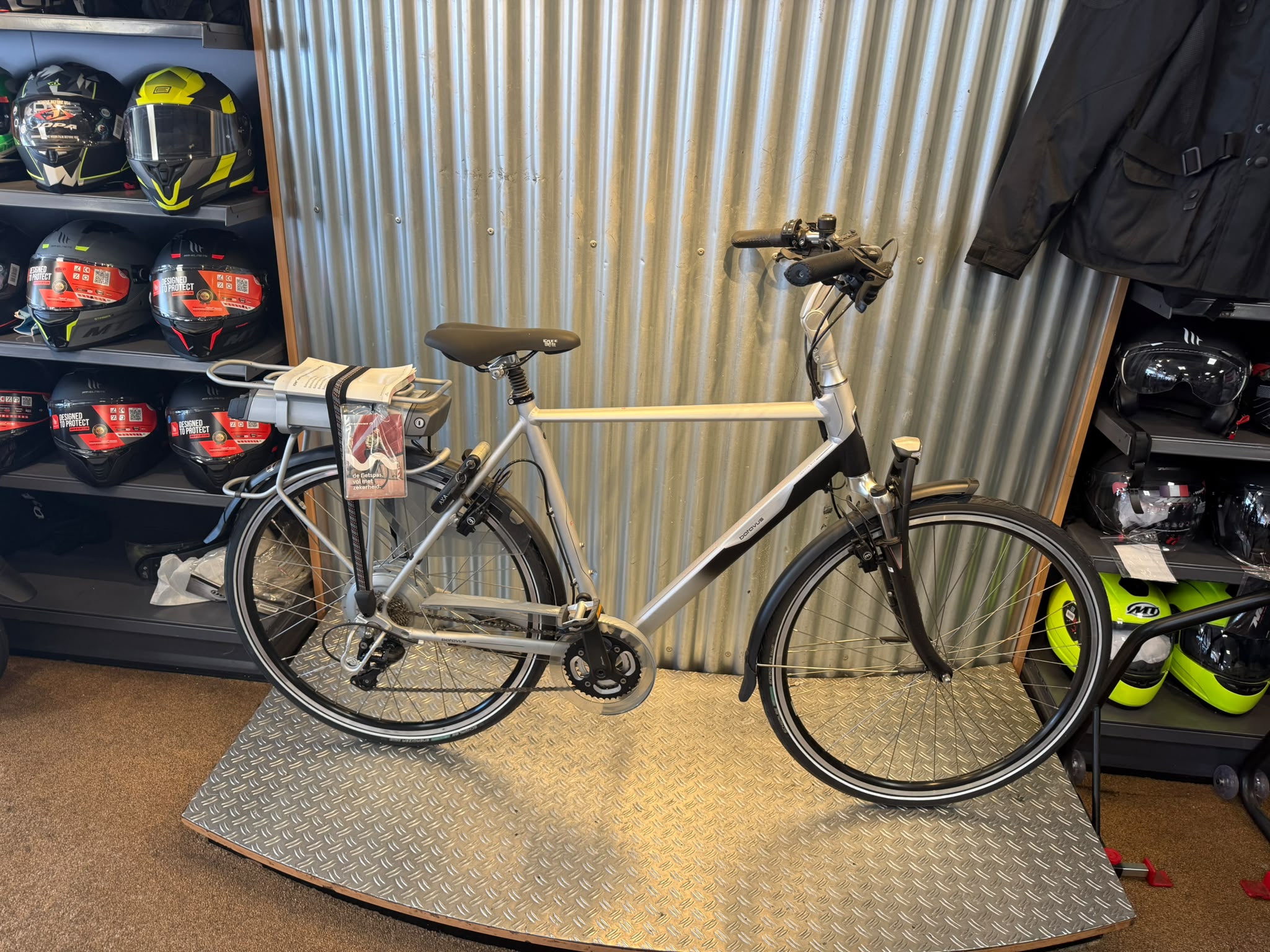 Nieuwe Batavus Fuze E-Go 57cm met 600 Watt Accu!! (Aanbieding!!) - Afbeelding 2