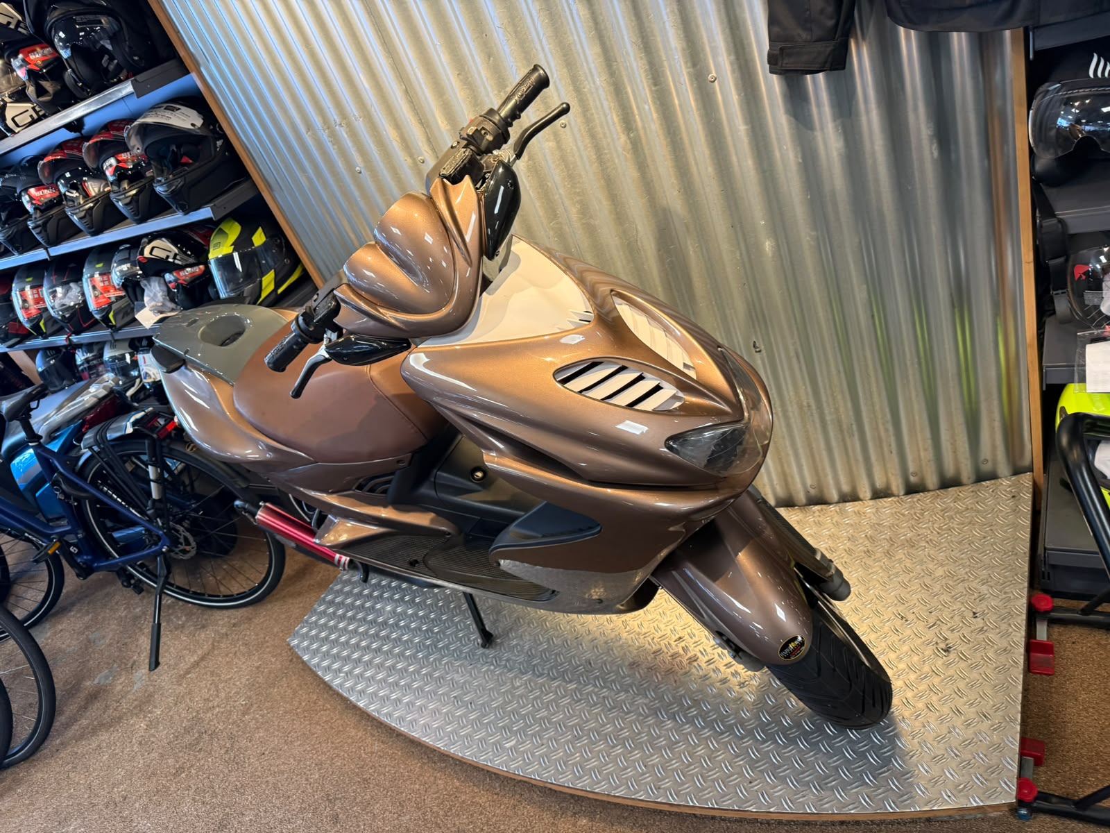 Yamaha Aerox R 45km - Afbeelding 3